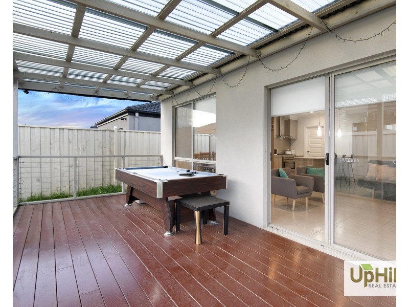 7 Cochin Drive, Clyde North VIC 3978
