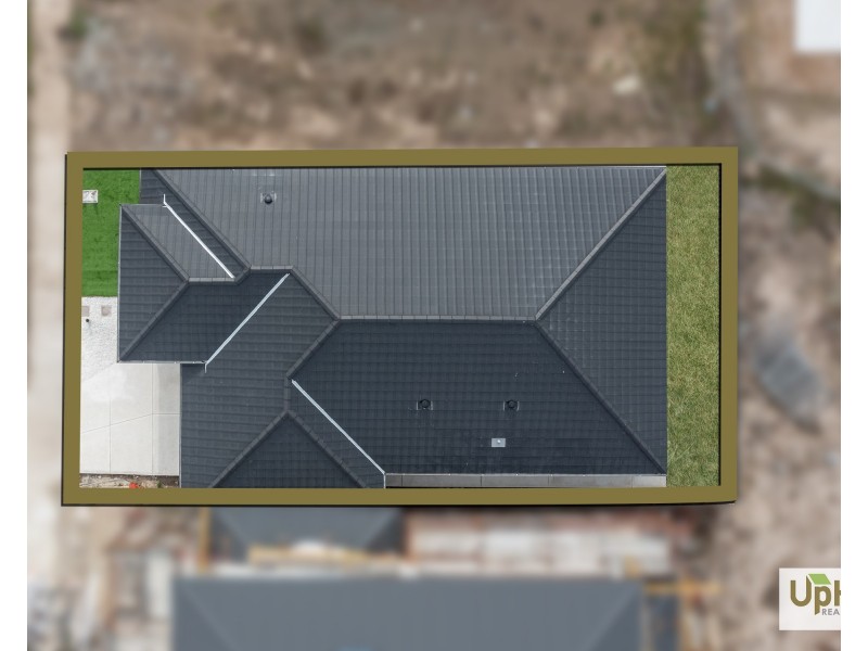 4 Ochre Street, Clyde North VIC 3978