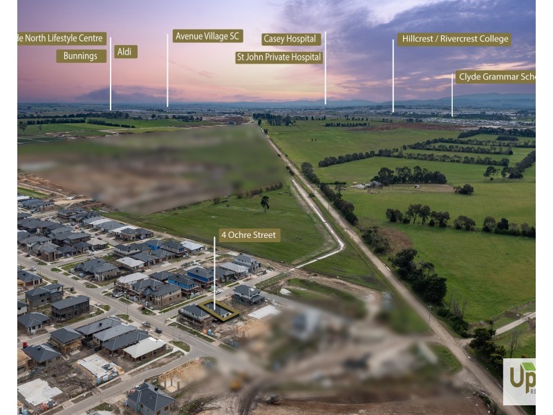 4 Ochre Street, Clyde North VIC 3978