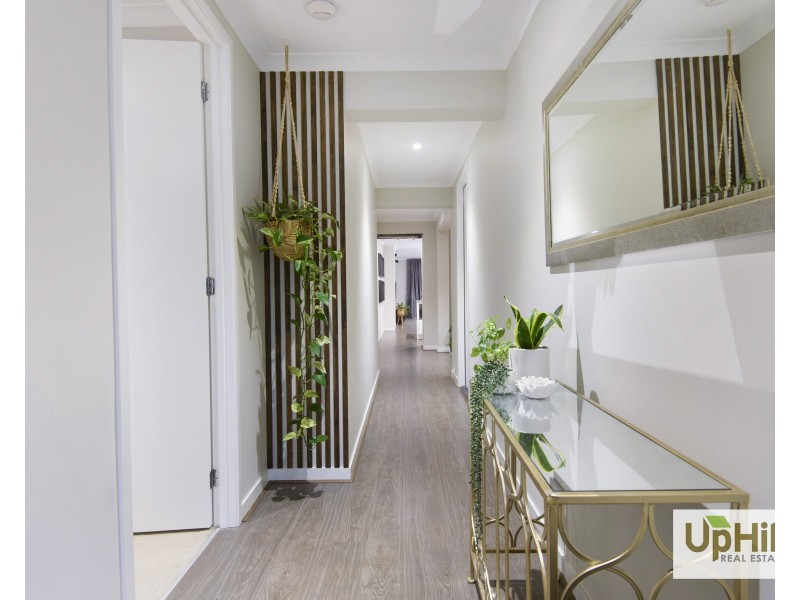 19 Destiny Drive, Cranbourne North VIC 3977