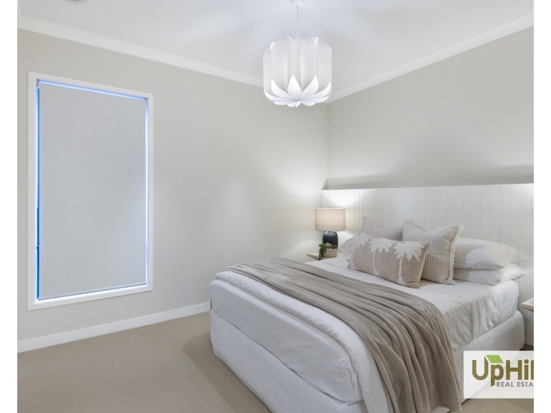 19 Destiny Drive, Cranbourne North VIC 3977