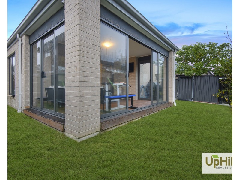 19 Destiny Drive, Cranbourne North VIC 3977