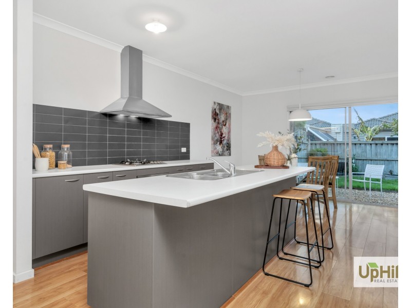 9 Pyrenees Road, Clyde VIC 3978