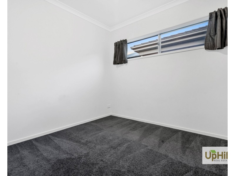 9 Pyrenees Road, Clyde VIC 3978
