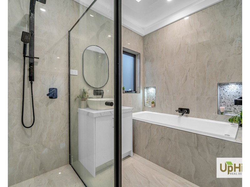 5 Ashburton Avenue, Clyde VIC 3978