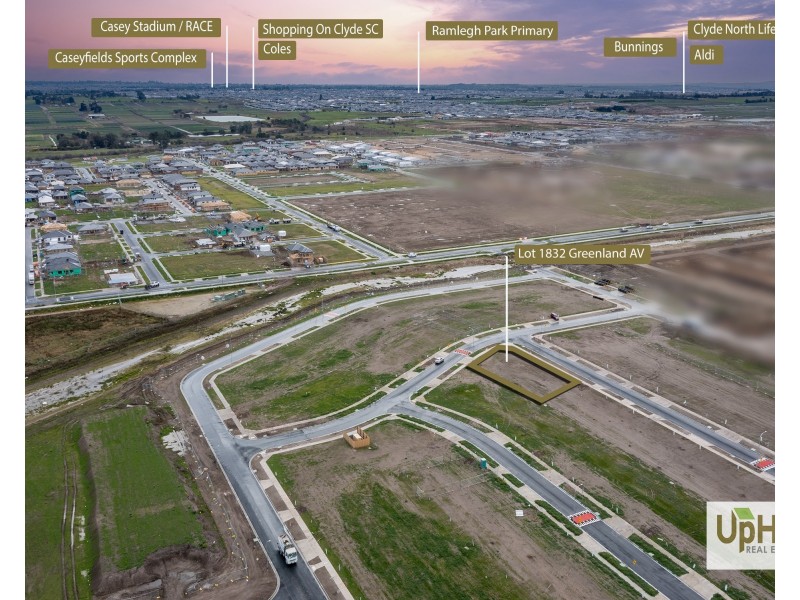 14 Greenland Avenue, Clyde VIC 3978