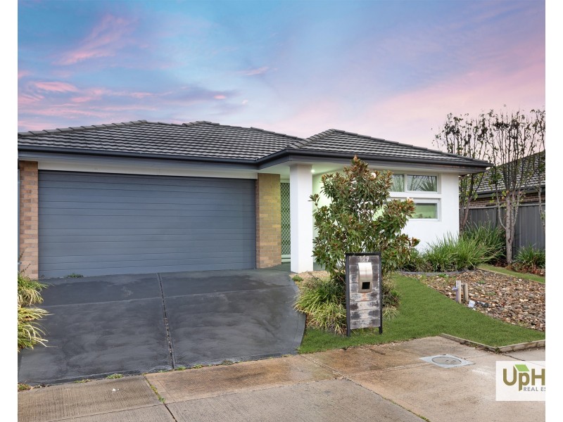 129 Everlasting Boulevard, Cranbourne West VIC 3977