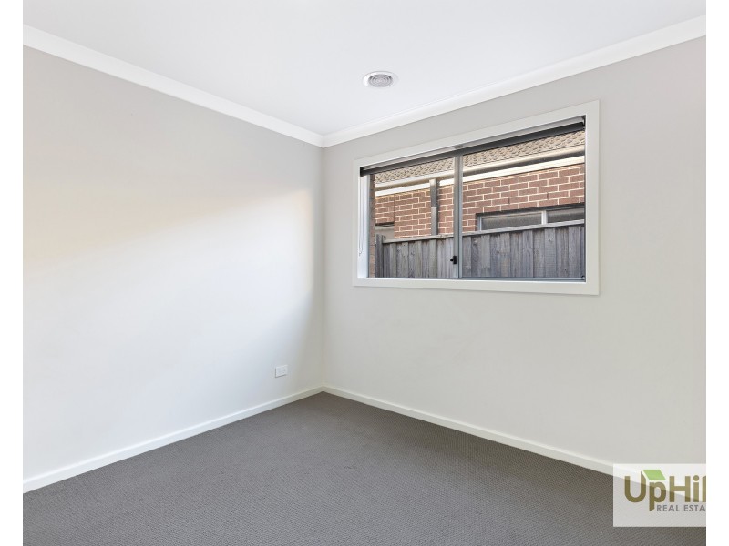 129 Everlasting Boulevard, Cranbourne West VIC 3977