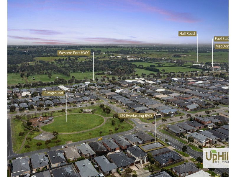 129 Everlasting Boulevard, Cranbourne West VIC 3977