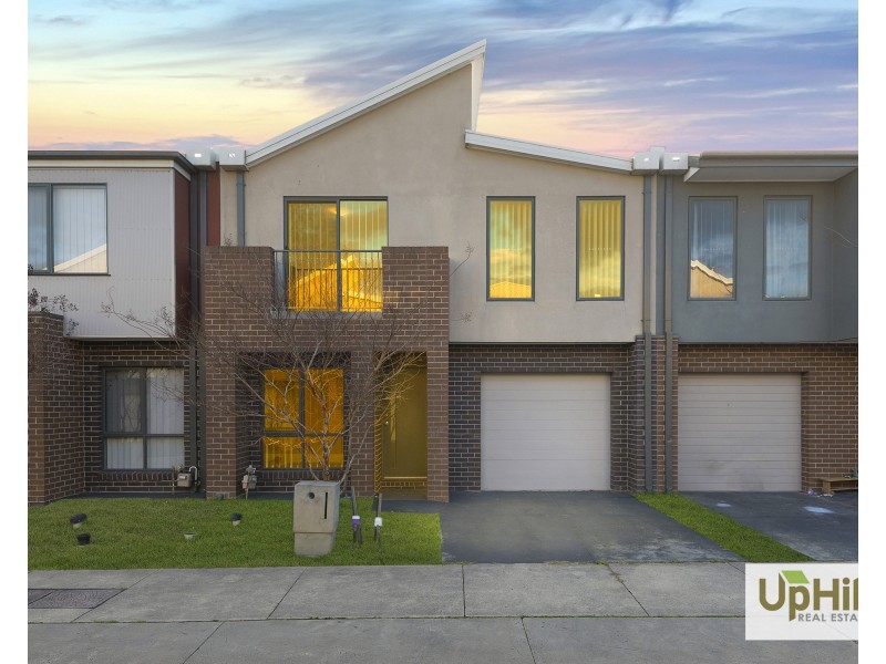 4/180 Henry Road, Pakenham VIC 3810
