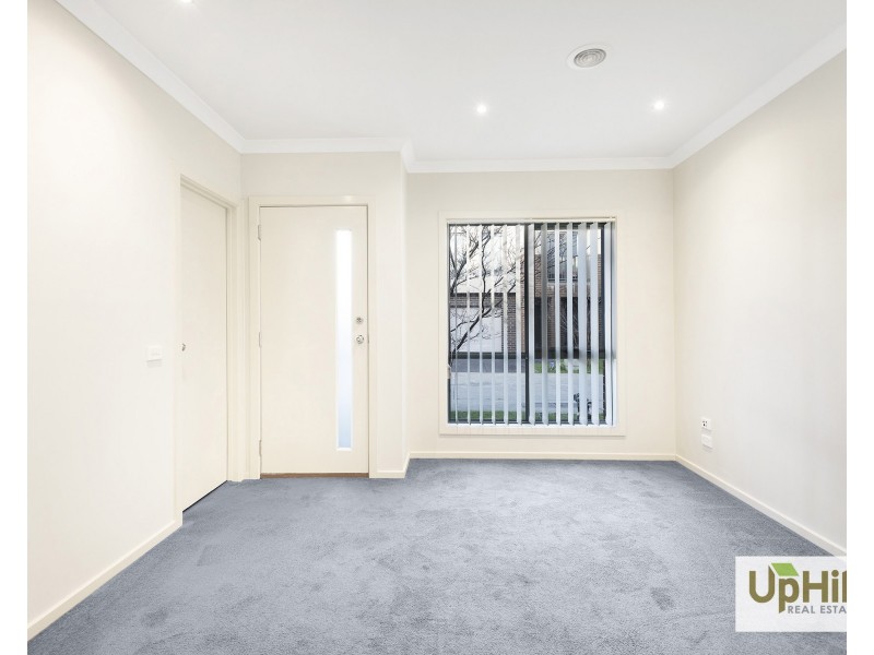 4/180 Henry Road, Pakenham VIC 3810