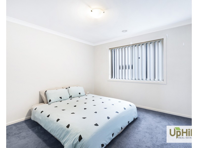 4/180 Henry Road, Pakenham VIC 3810