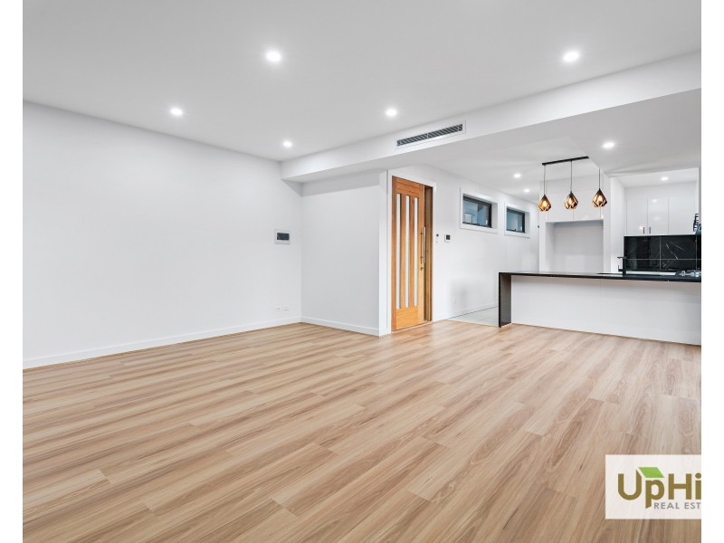 3/35 Manuka Road, Berwick VIC 3806