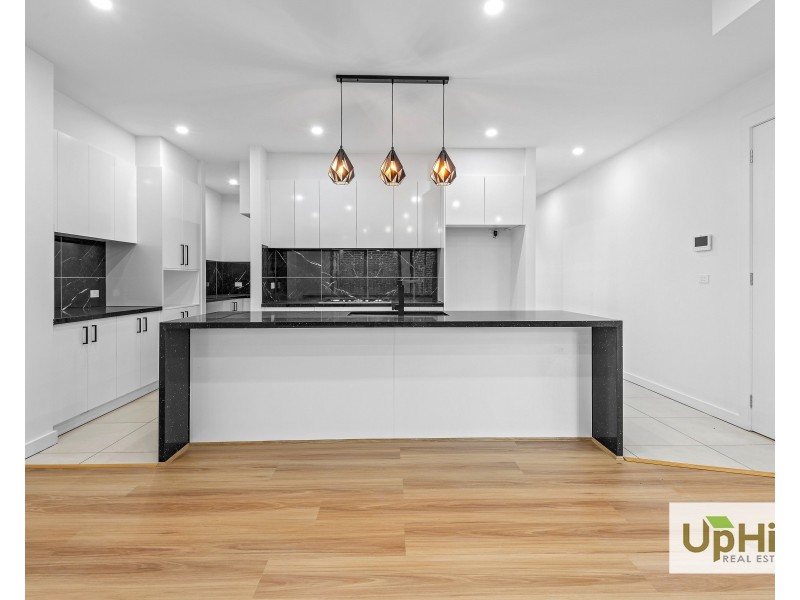 1/35 Manuka Road, Berwick VIC 3806