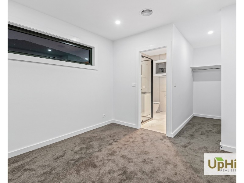 1/35 Manuka Road, Berwick VIC 3806