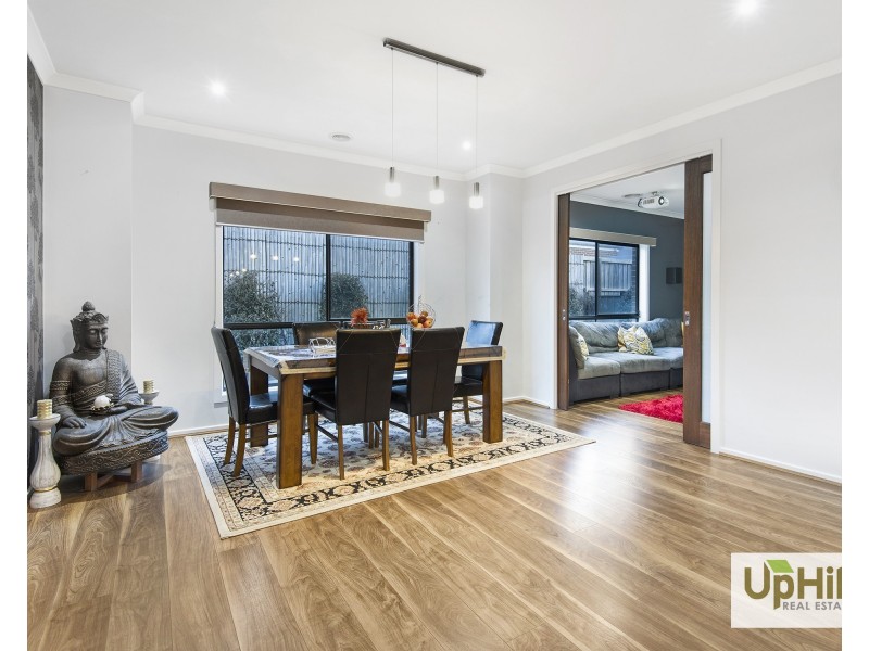 56 Glenrose Boulevard, Clyde North VIC 3978