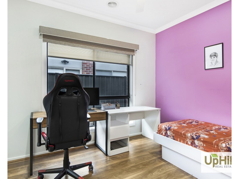 56 Glenrose Boulevard, Clyde North VIC 3978