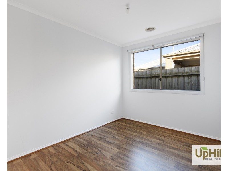 28 Webster Way, Pakenham VIC 3810