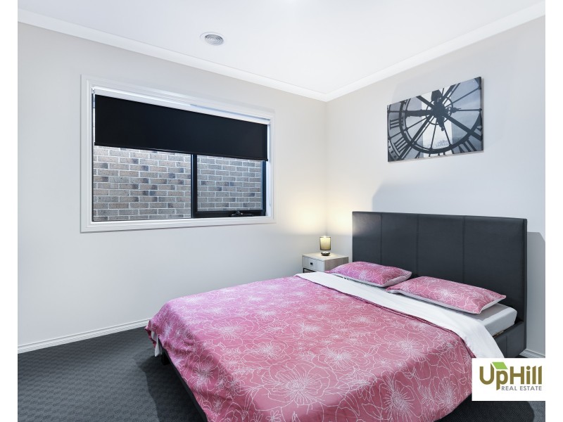 53 Galveston Road, Clyde VIC 3978