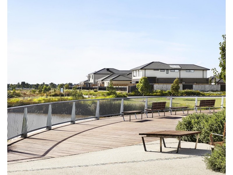 1 Tideswell Street, Clyde North VIC 3978