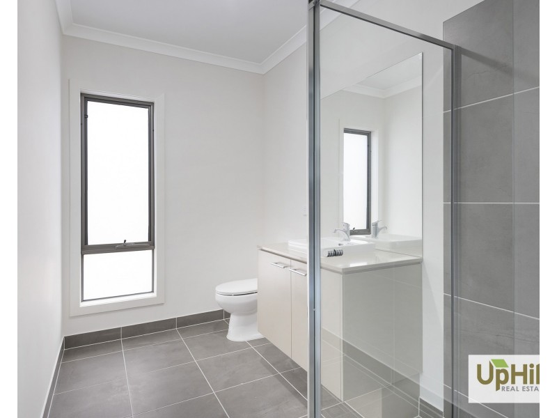 59 Generation Drive, Clyde North VIC 3978