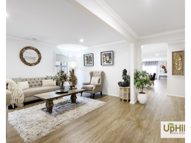 21 Glenelg Street, Clyde North VIC 3978