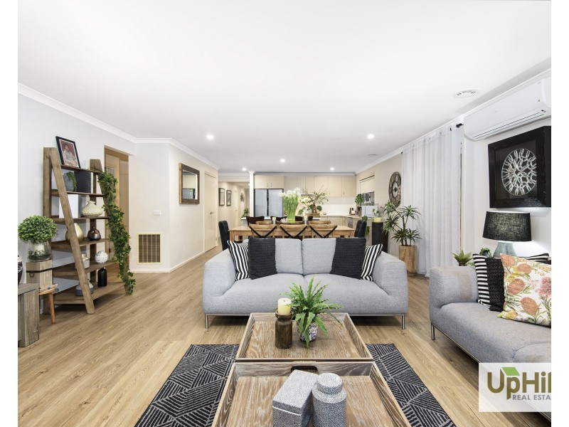 21 Glenelg Street, Clyde North VIC 3978