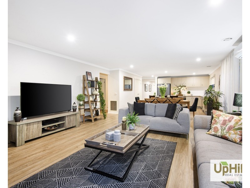 21 Glenelg Street, Clyde North VIC 3978