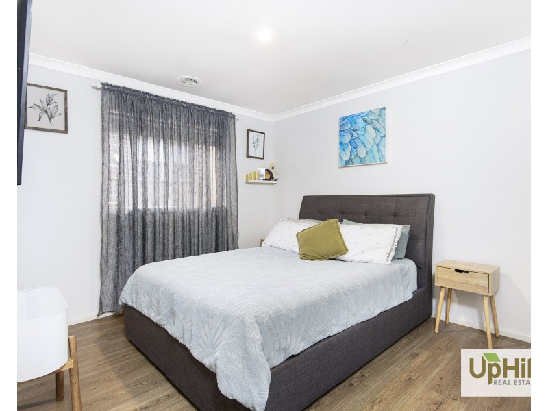 21 Glenelg Street, Clyde North VIC 3978