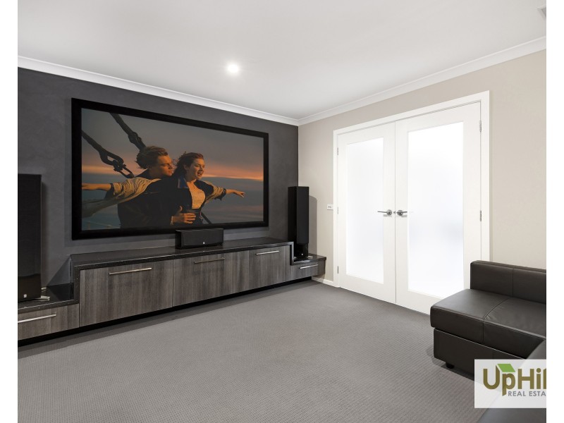 14 Duce Street, Cranbourne East VIC 3977