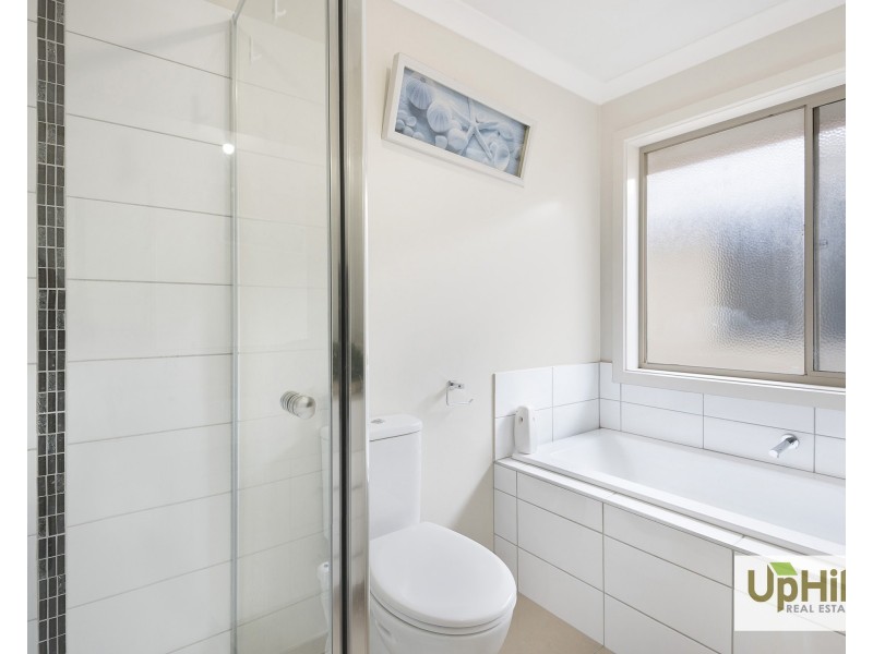 2/19 Elizabeth Street, Cranbourne North VIC 3977