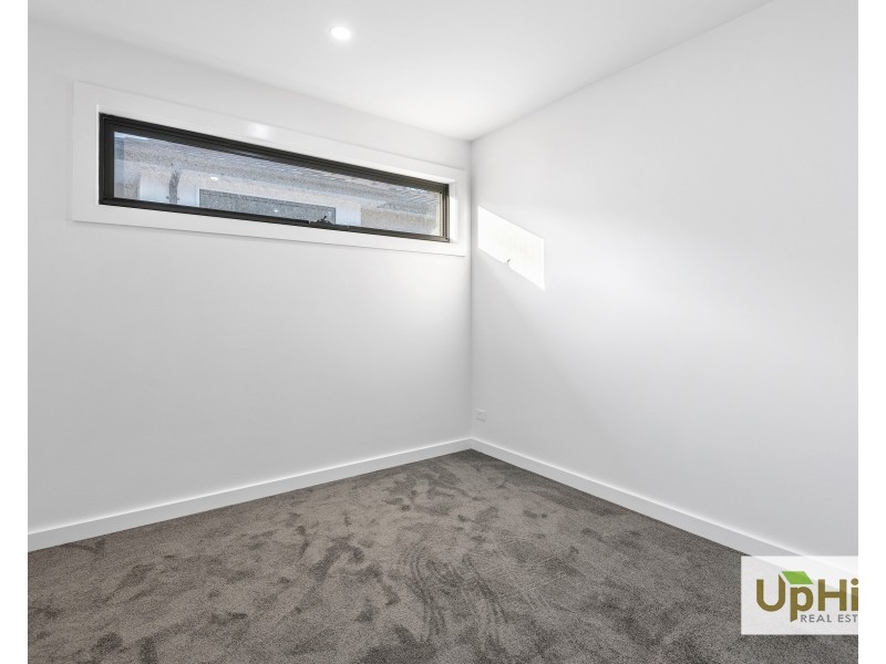 1/35 Manuka Road, Berwick VIC 3806