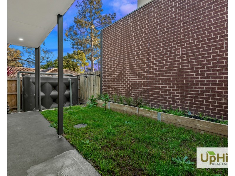 1/35 Manuka Road, Berwick VIC 3806