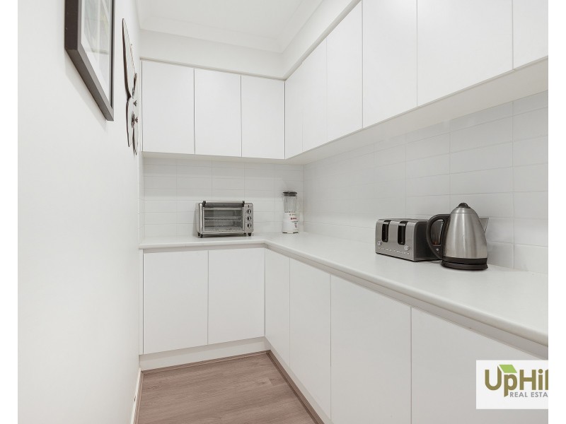 4 Charolais Way, Clyde North VIC 3978