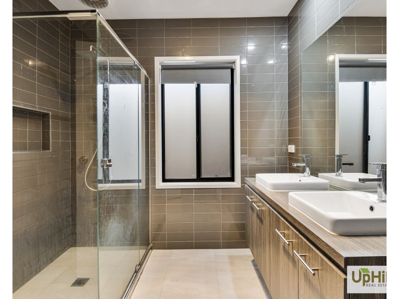 19 Cochin Drive, Clyde North VIC 3978