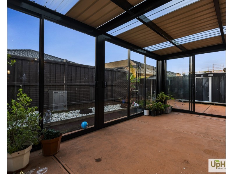 19 Cochin Drive, Clyde North VIC 3978