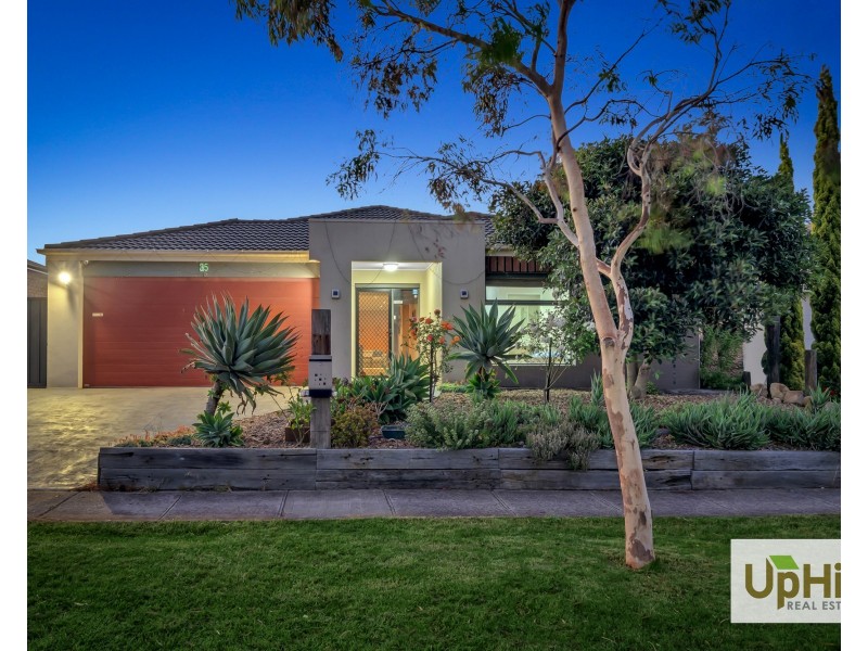 35 Datura Avenue, Cranbourne North VIC 3977