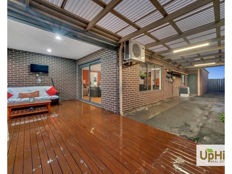 35 Datura Avenue, Cranbourne North VIC 3977