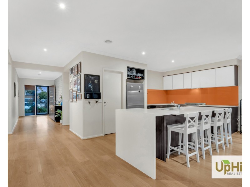 35 Datura Avenue, Cranbourne North VIC 3977