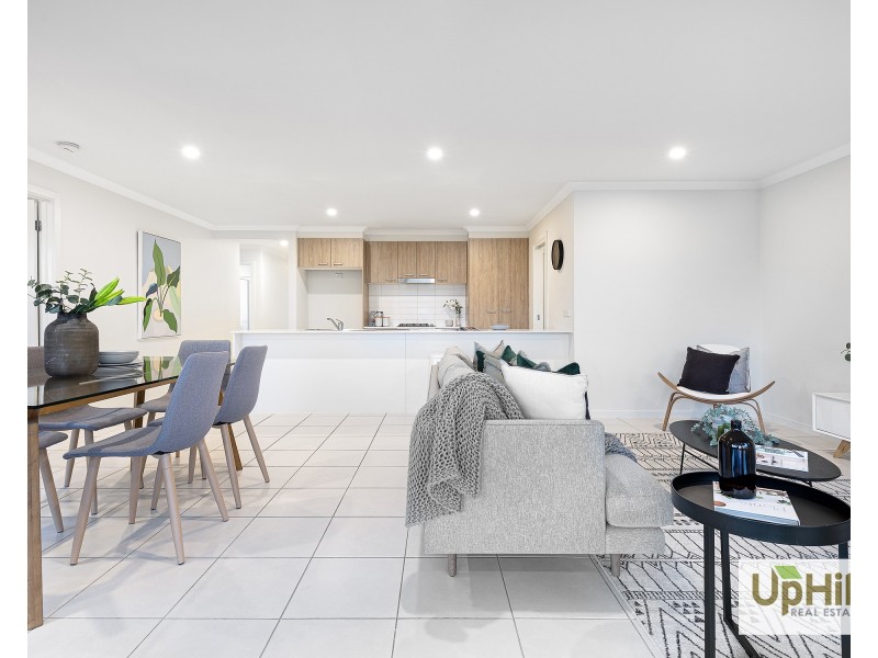 21 Nunkeri Court, Clyde North VIC 3978