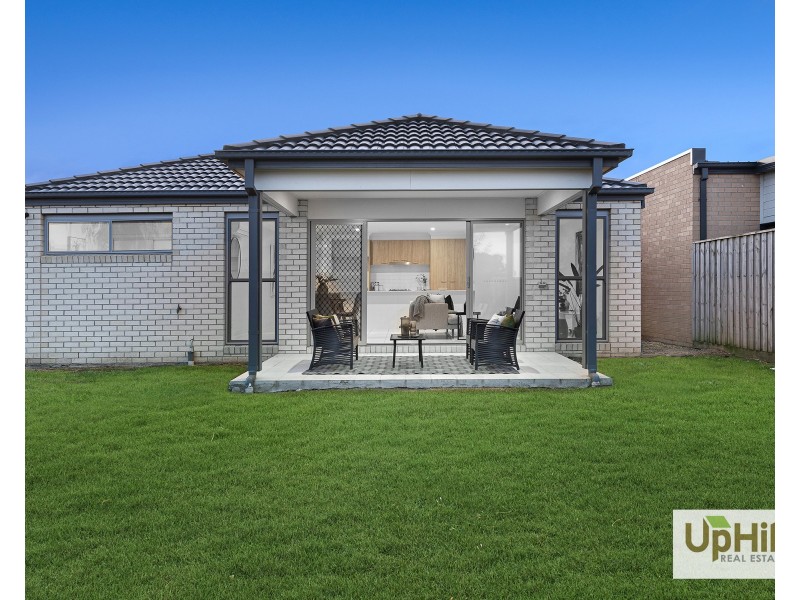 21 Nunkeri Court, Clyde North VIC 3978