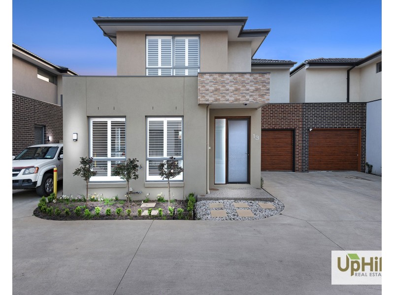 13 Higgins Court, Pakenham VIC 3810