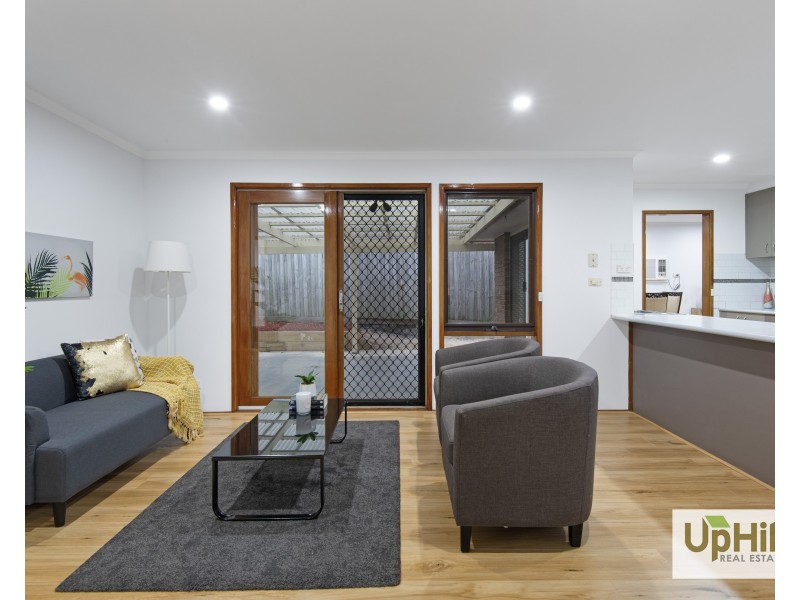 61 Courtenay Avenue, Cranbourne North VIC 3977