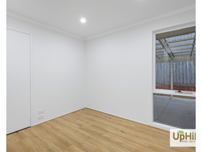 61 Courtenay Avenue, Cranbourne North VIC 3977