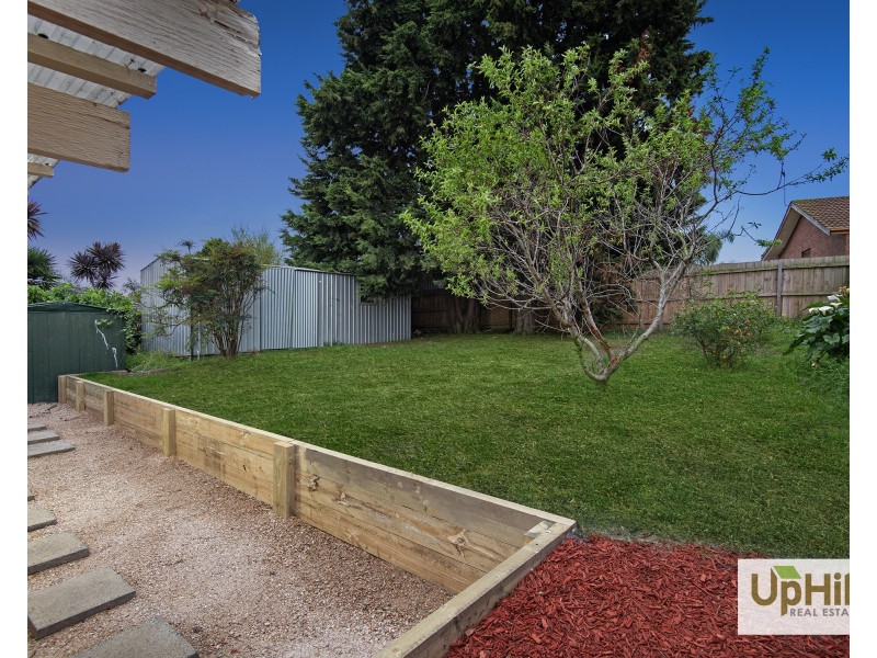 61 Courtenay Avenue, Cranbourne North VIC 3977