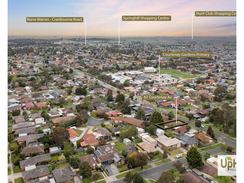 61 Courtenay Avenue, Cranbourne North VIC 3977