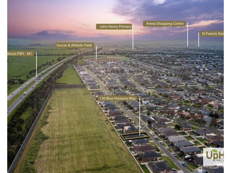 130 Blue Horizons Way, Pakenham VIC 3810