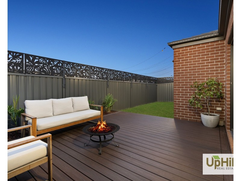 7 Danube Road, Clyde VIC 3978