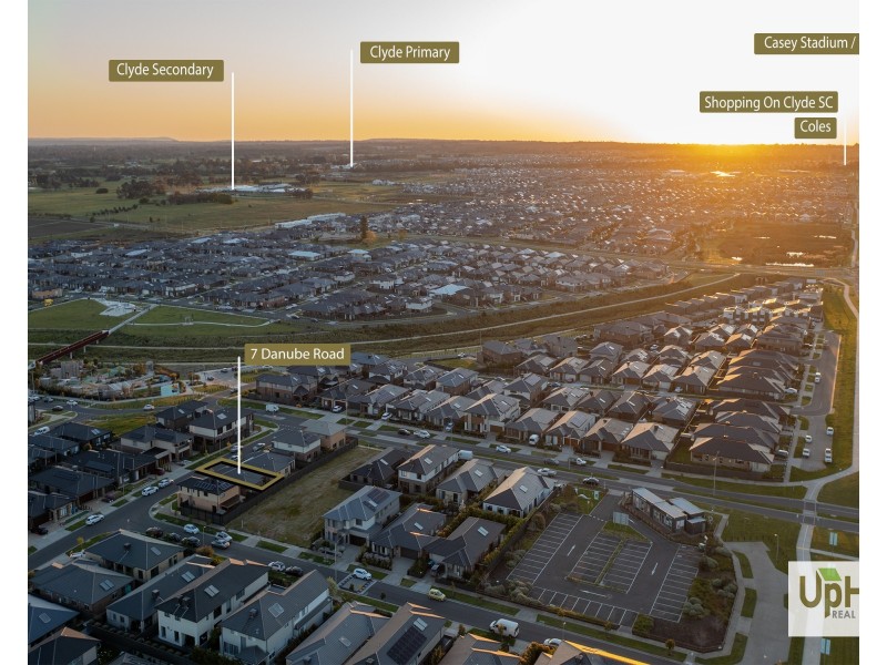 7 Danube Road, Clyde VIC 3978