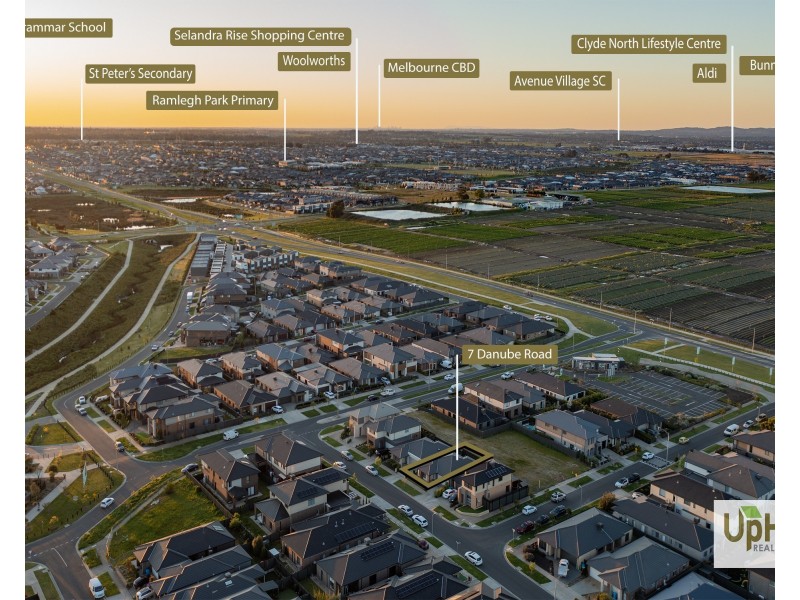 7 Danube Road, Clyde VIC 3978